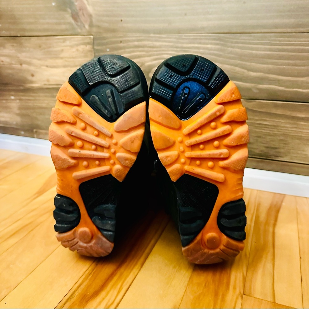 EUC Kids Kamik Snow Boots - Waterproof, Insulated (Size 2) - Picture 6 of 8